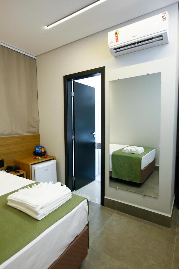 Neo Park Hotel Maringa Exterior photo